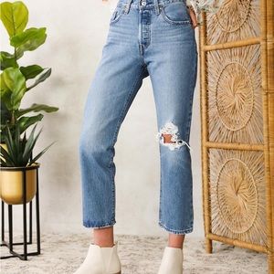 Levi premium 501 crop 26